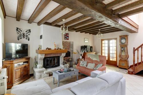 Villebret House | Bonheur d'Autrefois - Maison 8p à 14min de Montluçon