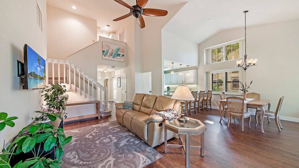 Burning Tree House | Bonita Bay 2500+ Square Feet!