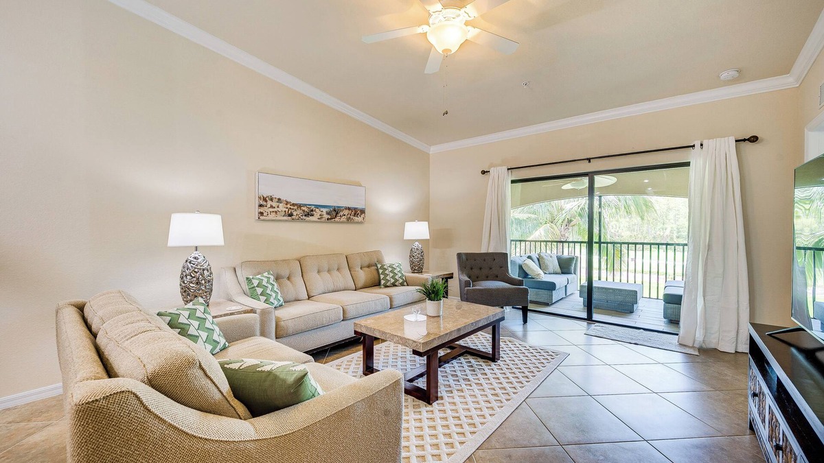 Naples Condo | Bonita Springs Condo Rental w/2 Screened Porches