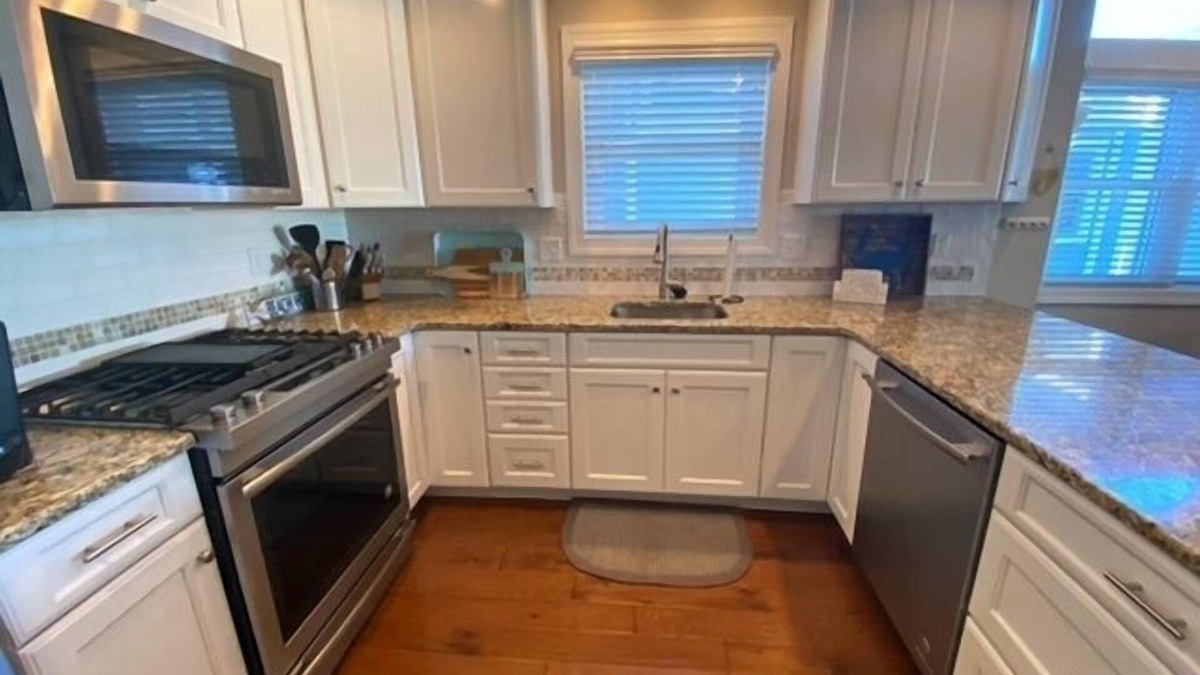 Sea Isle City House | BONUS ROOM AND AN ELEVATOR! 59th Street