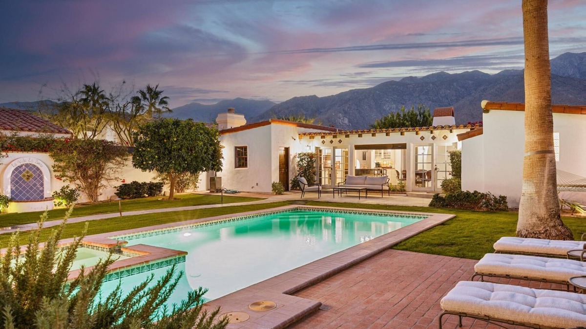 Araby Commons House | Book a Fall Getaway Today! Modern Palm Springs Home with Pool and Hot Tub!