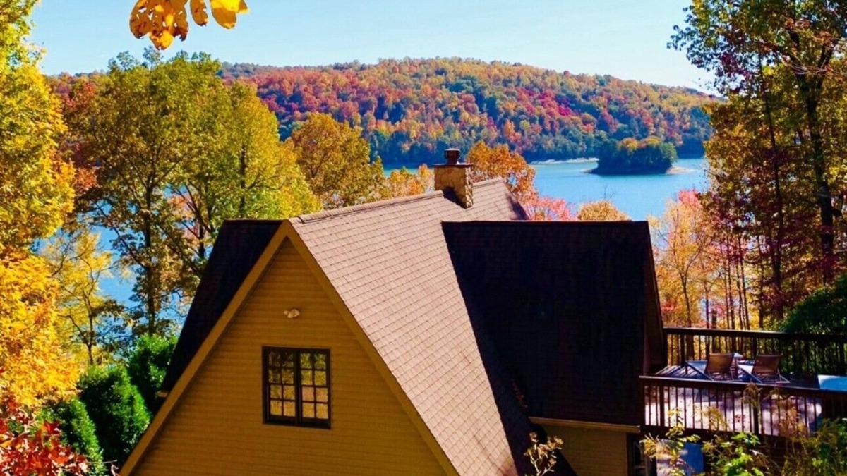 Sharps Chapel House | Book Fall Foliage 2025 at The Haven Norris Lake! 5Acres, Dock, FirePit, Kayaks!