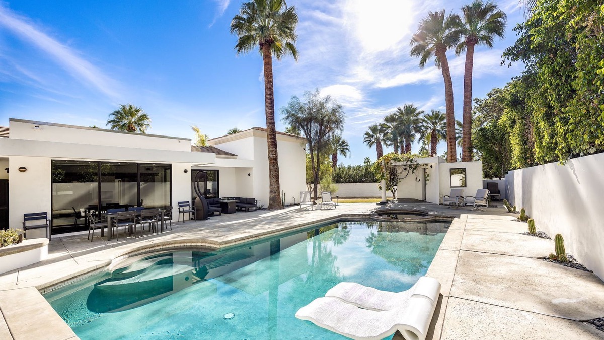 Old Las Palmas House | Book Now for Fall Stays! Modern Home with Heated Pool and Hot Tub! Dog Friendly! Firepit! Grill!
