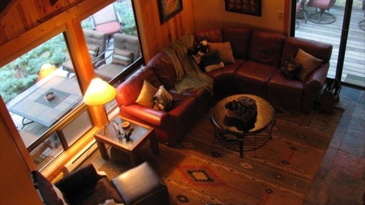 Black Butte Ranch Cabin | Book now for Summer! Black Butte Ranch Updated Big Meadow Fairway Cabin.
