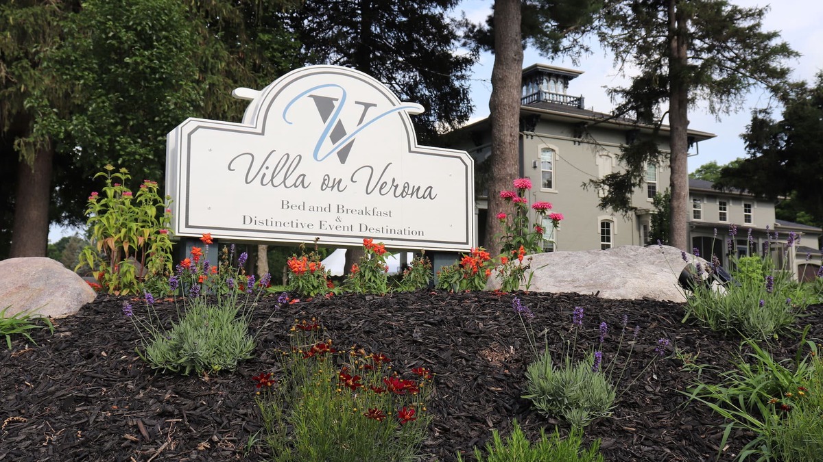 Marshall House | Book the Entire Estate: resort-style amenities at Villa on Verona in Marshall MI