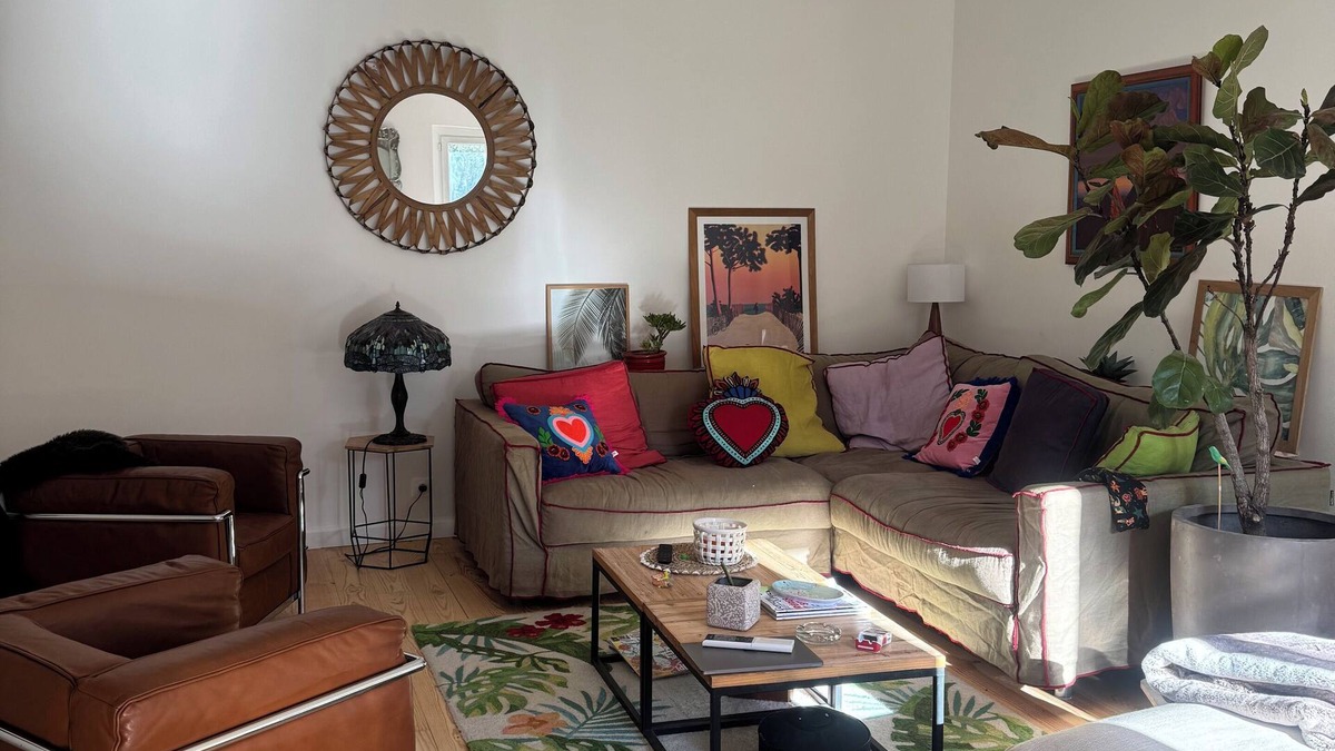 Cauderan House | Bordeaux Tropical Escape for a tropical vacation in the city.