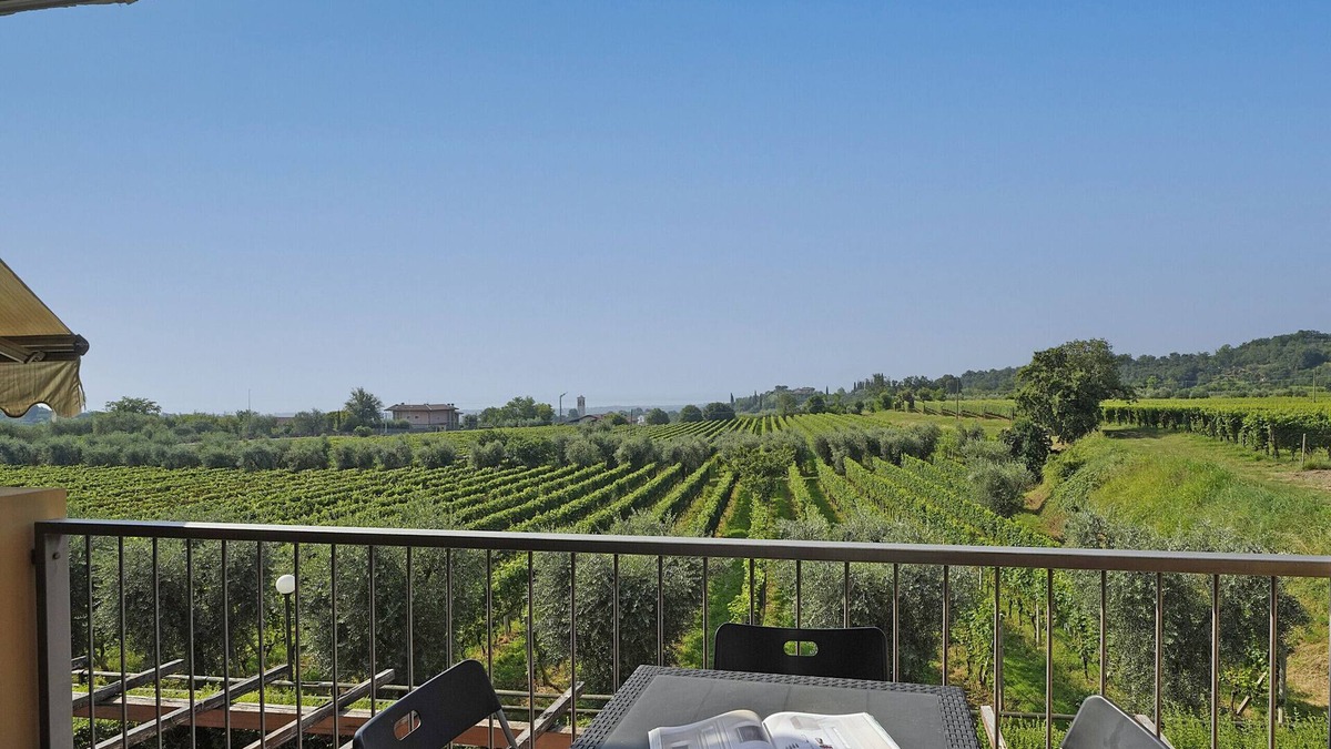 Puegnago del Garda Apartment | Borgo Alto P1/16