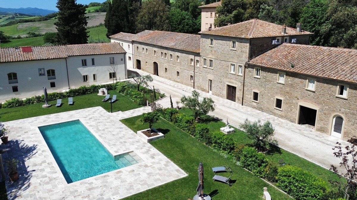 Volterra Villa | Borgo Ariano 8 – Apartment with pool