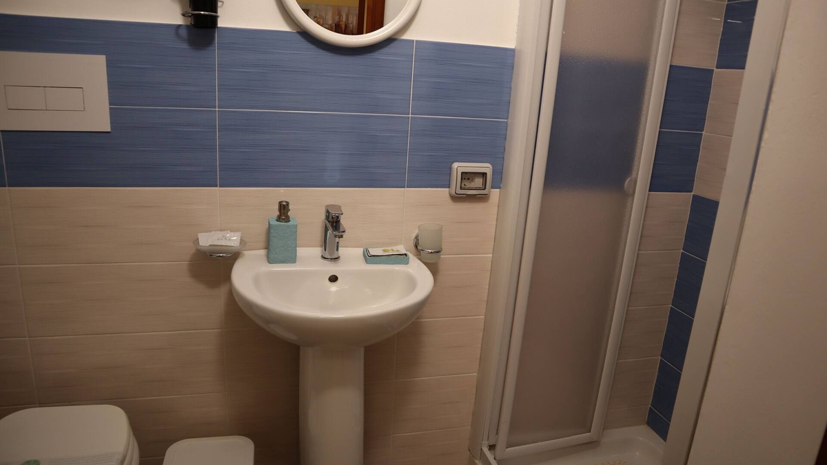 San Mauro Castelverde House | Borgo Borrello House: between sea and mountains