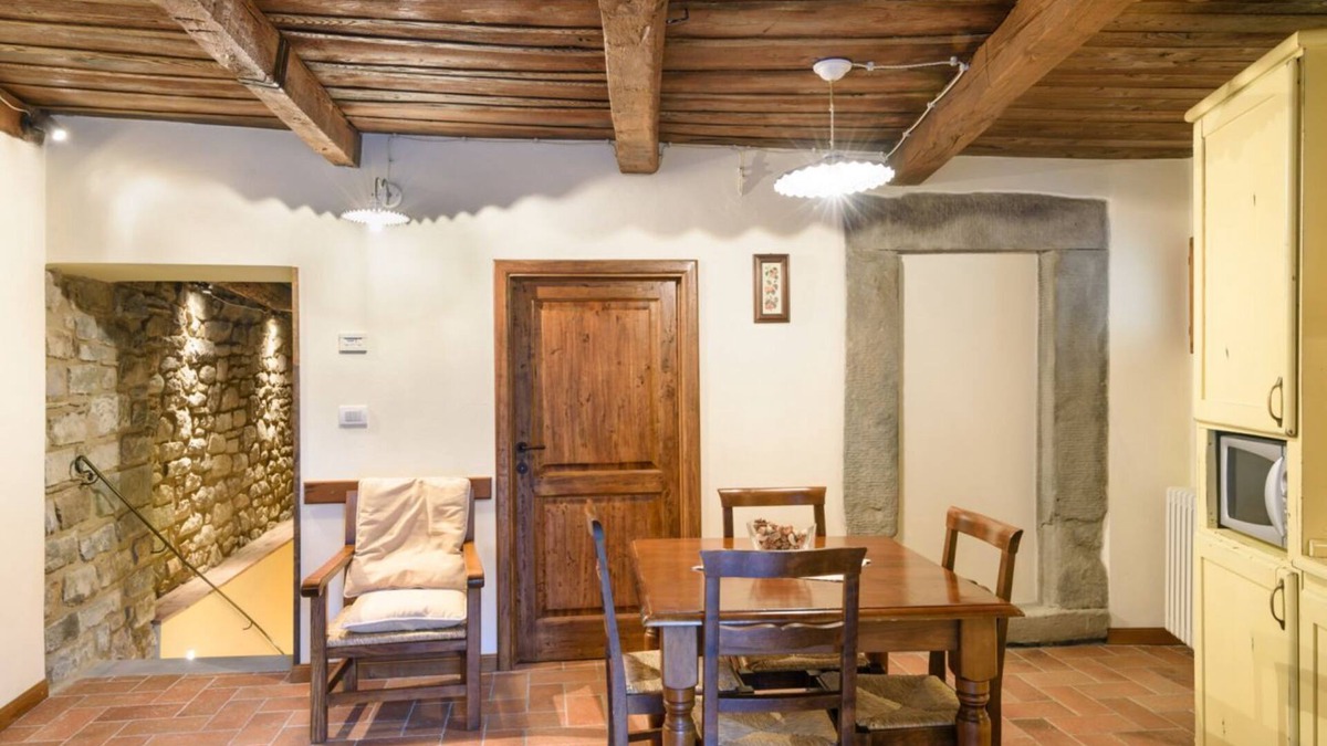 Raggiolo Apartment | Borgo dei Corsi - RIBUSTINO 1 Apartment