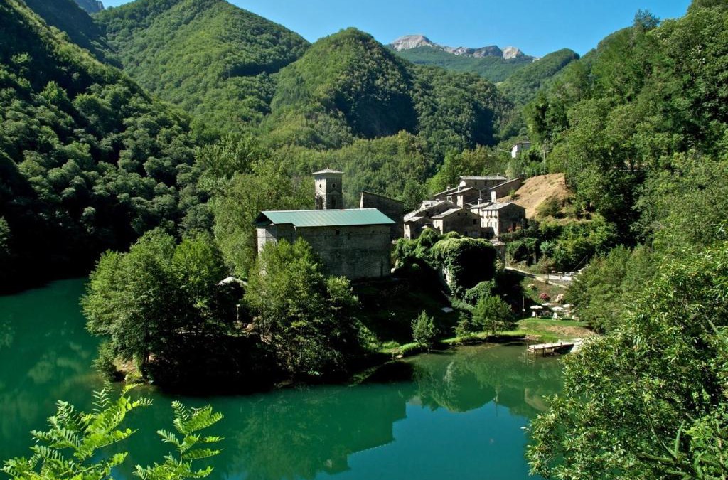Careggine House | Borgo Isola Santa
