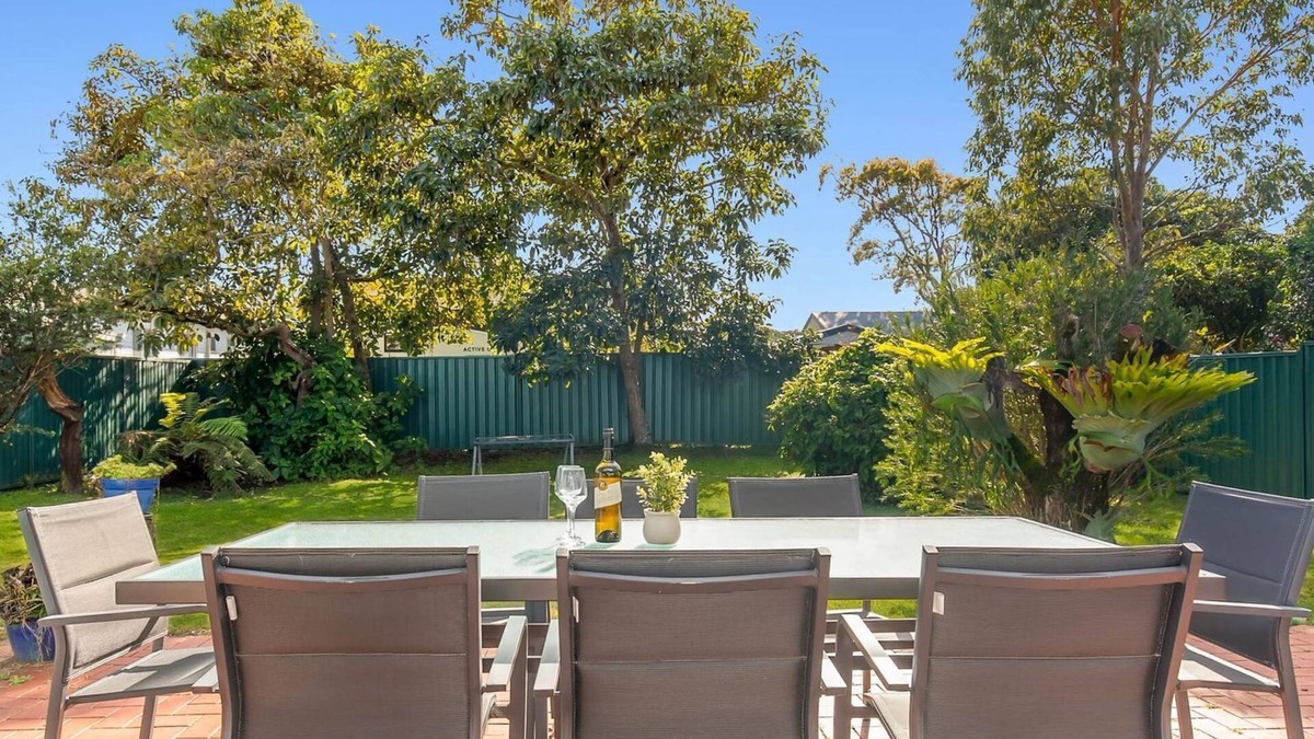 Mylestom House | Boronia Avenue, 18 - Stroll to the river, walk to the beach