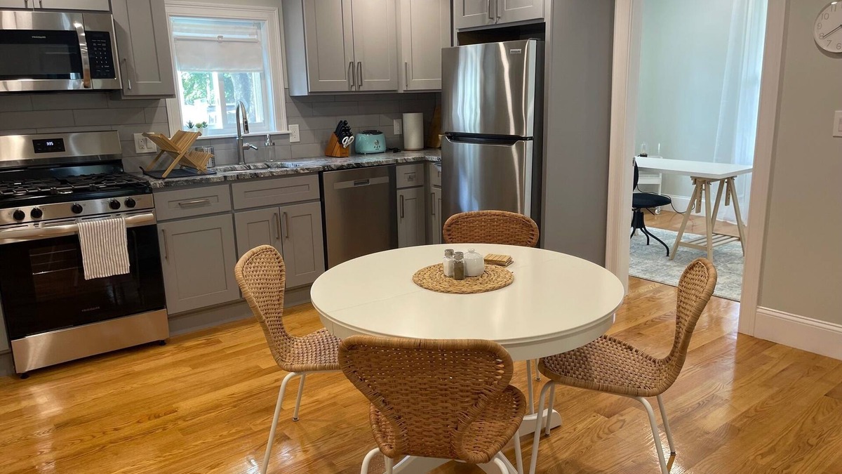 Wellington Hill Apartment | Boston Urban Nests U2: Long Term 1 Month + Only