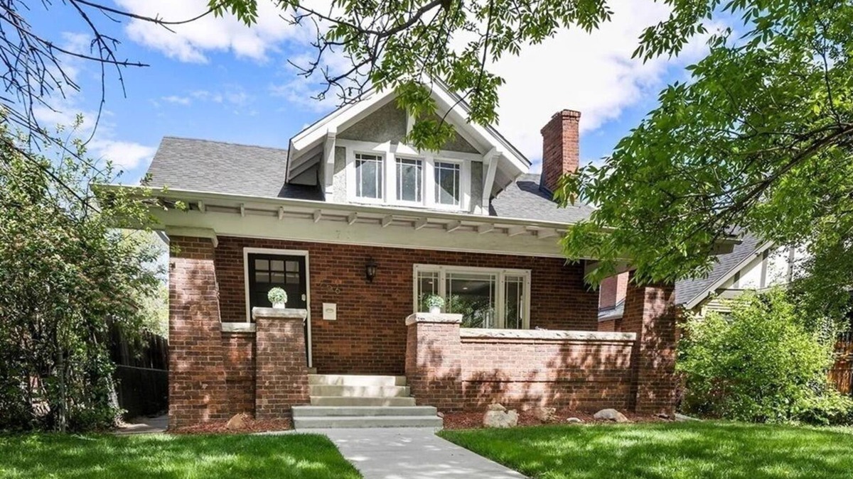 Congress Park House | Botanic Garden Retreat Private Main Floor-AC-Wifi-Free Parking