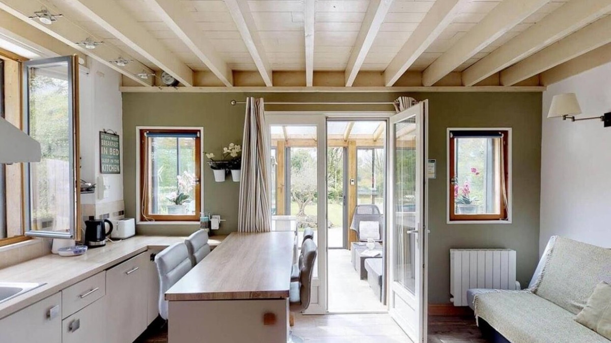 Tamerville Cottage | Boulangerie 6 people : jacuzzi, sauna, 15 min sea