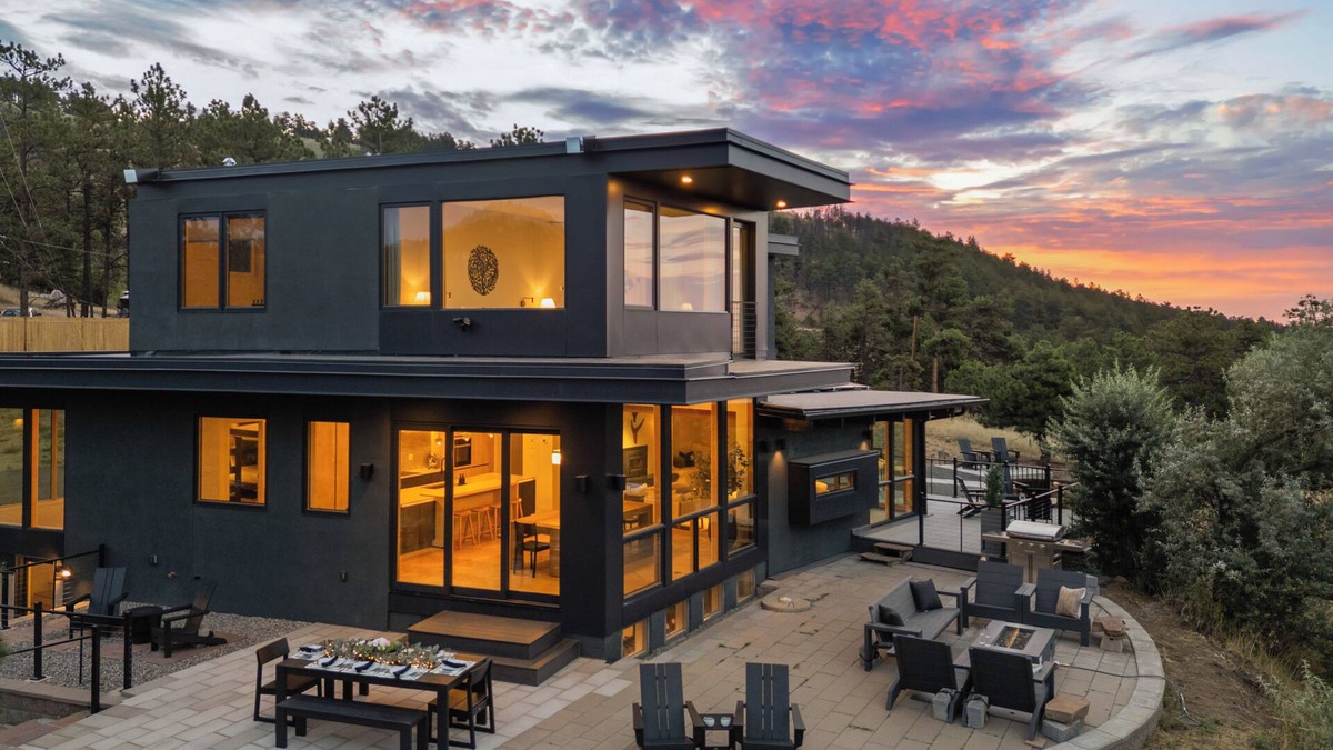 Boulder House | Boulder, CO, Luxury Mtn Home with 4 Bedrooms, Wow Views, Cedar Hot Tub, Peaceful
