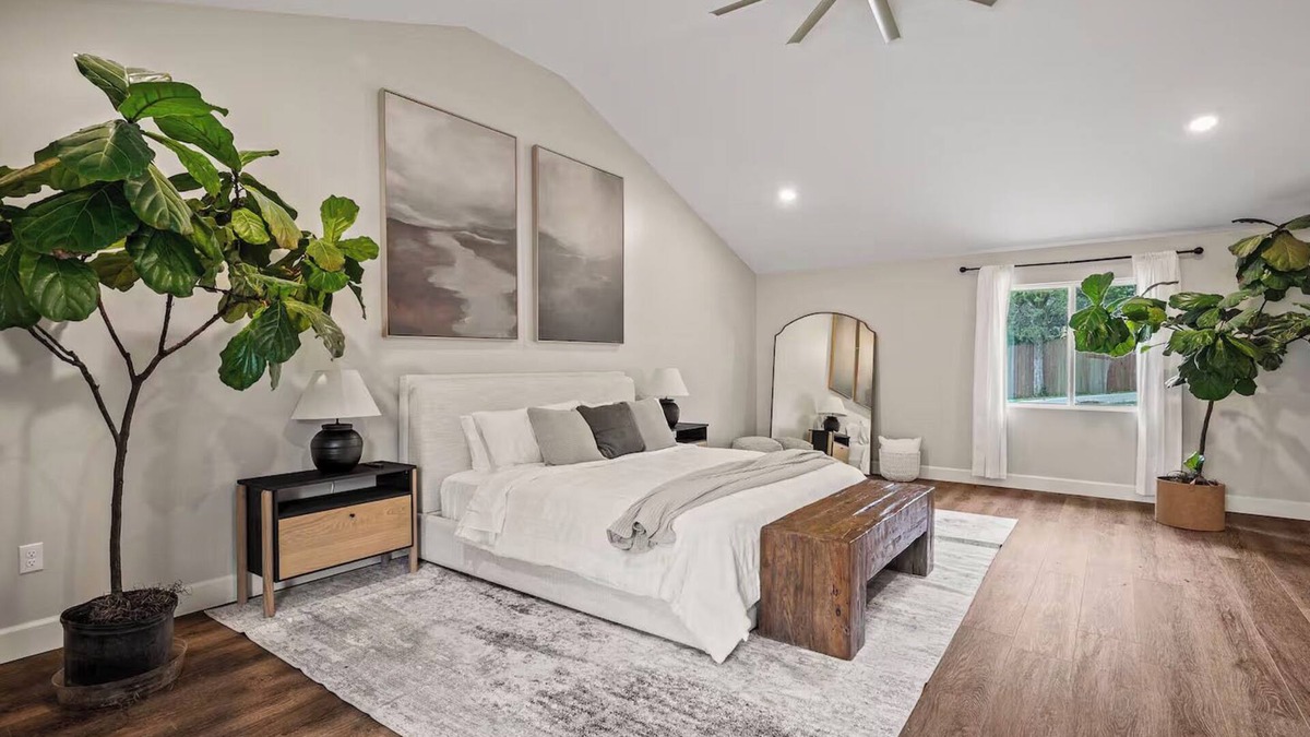 Buechel House | Bourbon Trail Estate | 3 Epic Acres | 7 Bed 6 Bath