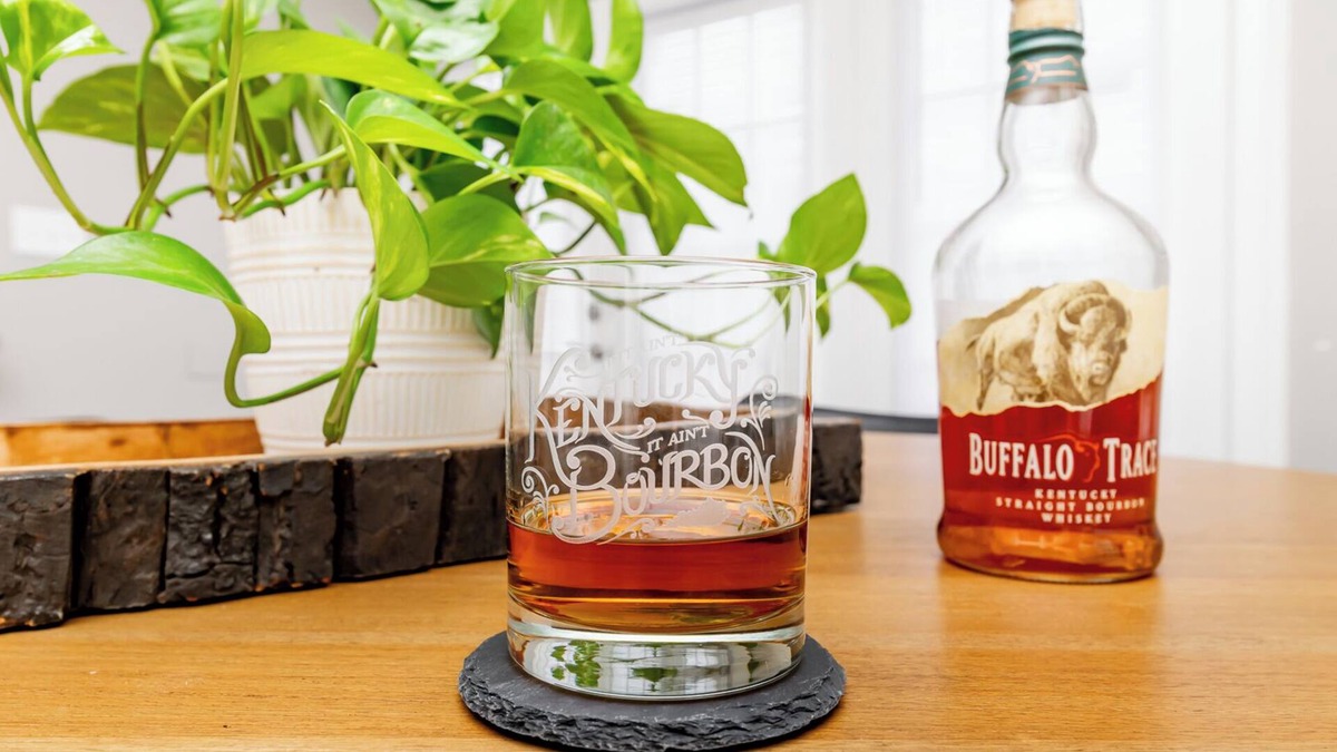 Versailles House | Bourbon Trail! Prime Location, Amenities & Sauna!