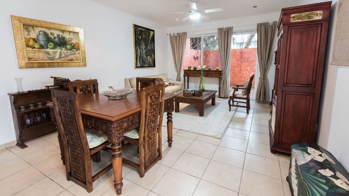 Gonzalo Guerrero Apartment | Boutik Apart 2: One block from the 5th Avenue