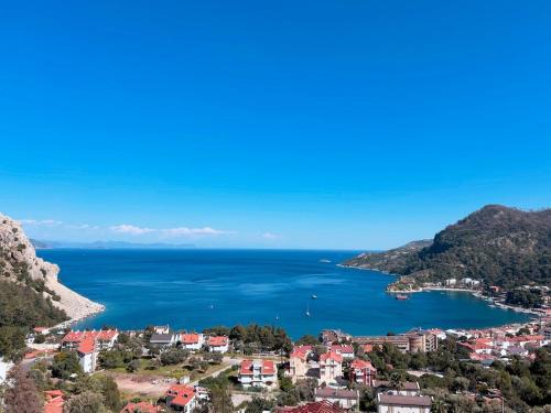Turunc Apartment | Boutique Apartment with Sea View in Turunç Crush House