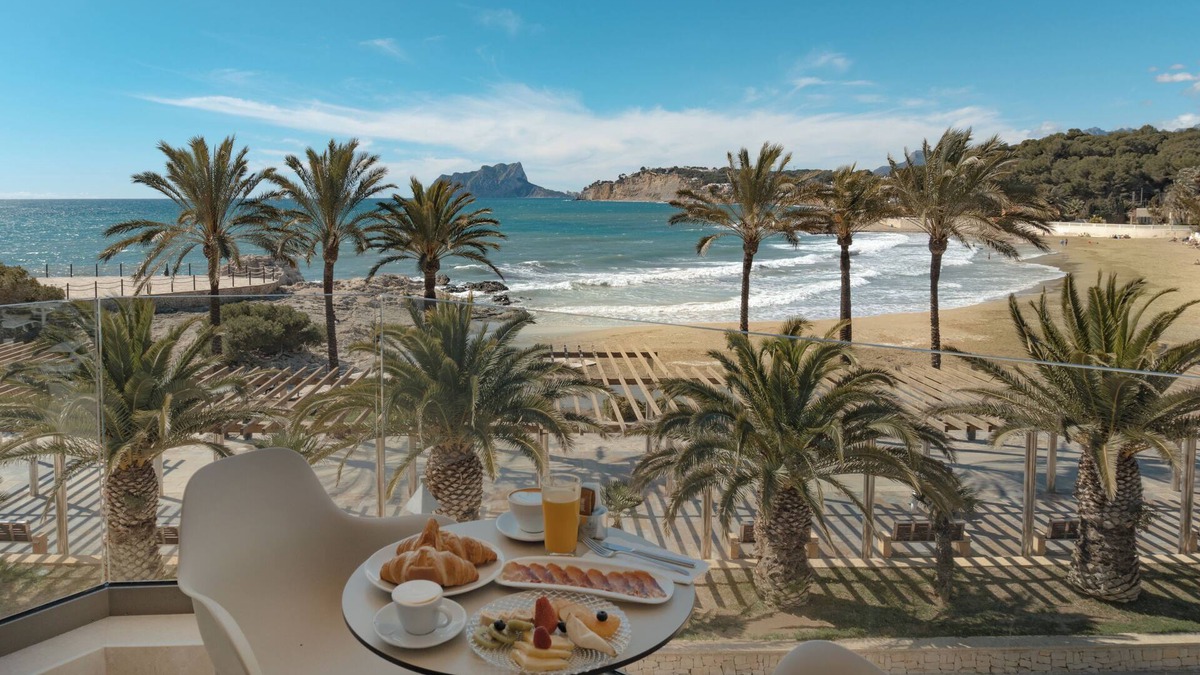 Moraira Town Centre Hotel | Boutique Hotel LaSort