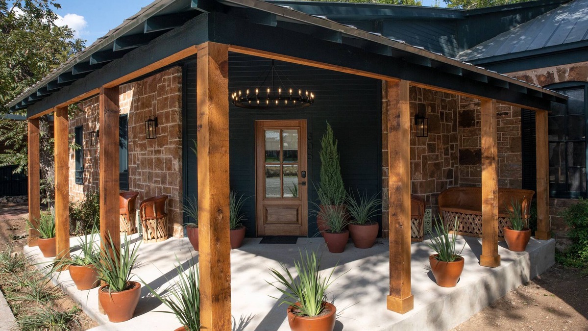 Mason House | Boutique Hotel Mason TX