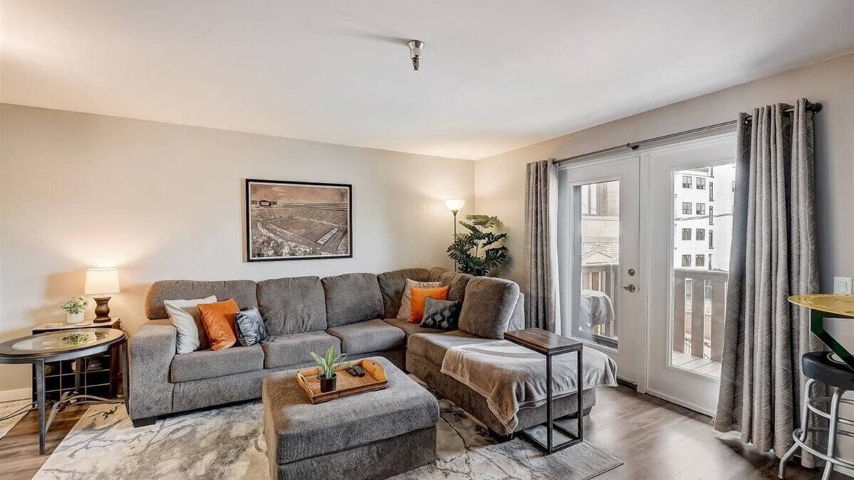 Regent Condo | Boutique Madison Condo off University Ave with Two Private Garage Spaces!