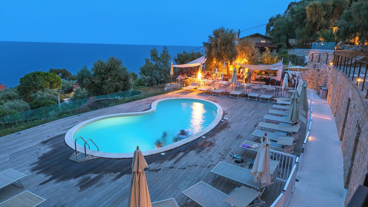 Ventimiglia House | Boutique Pool Apt. Balzi Rossi - Siena, Ventimiglia, Italy