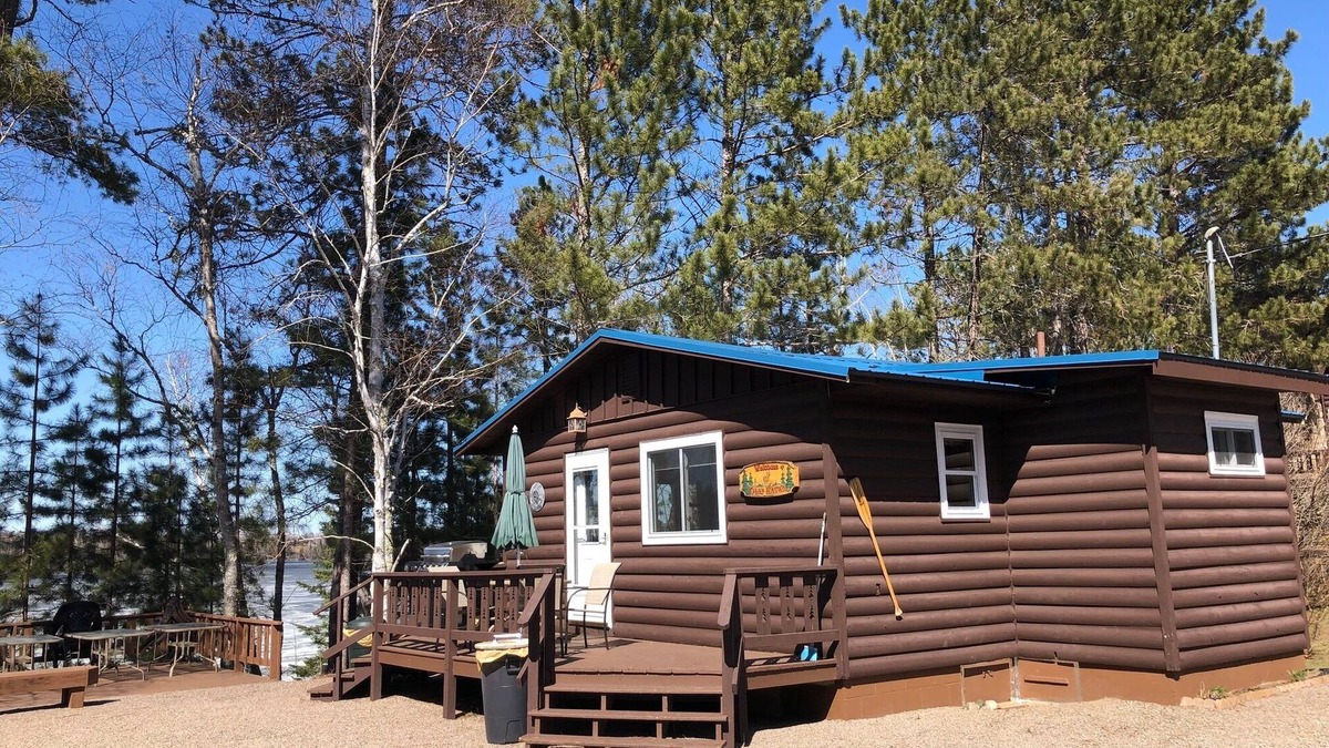 Ely Cabin | Boutique Resort 2 bedroom cabin in the North Woods of Minnesota