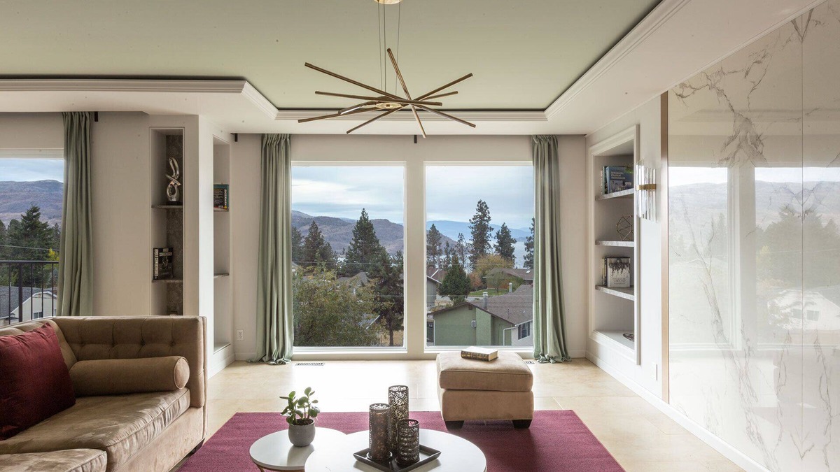 Central Okanagan House | Boutique retreat with lake view.