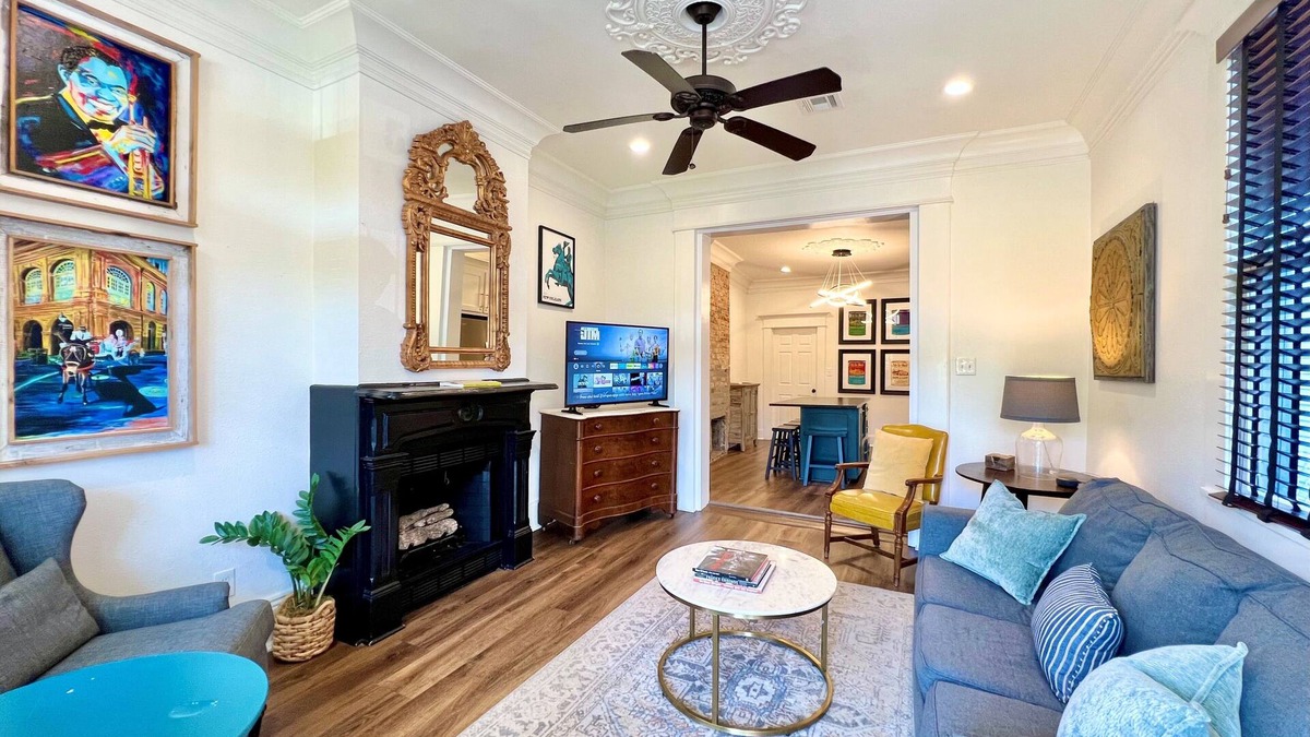 Tulane - Gravier House | Boutique Shotgun Near NOLA Main Attractions