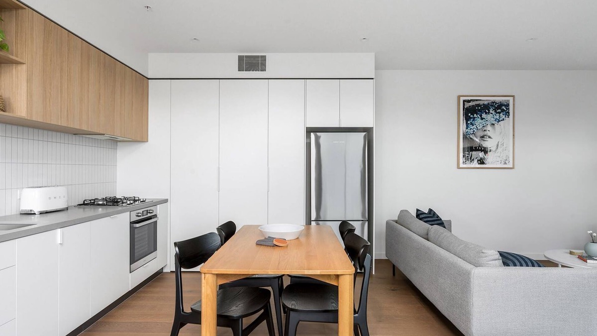 Hawthorn East Apartment | Boutique Stays - Axel Apartments 202 The Radnor