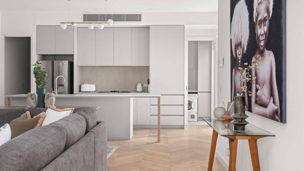 Camberwell House | BOUTIQUE STAYS - Milk & Honey