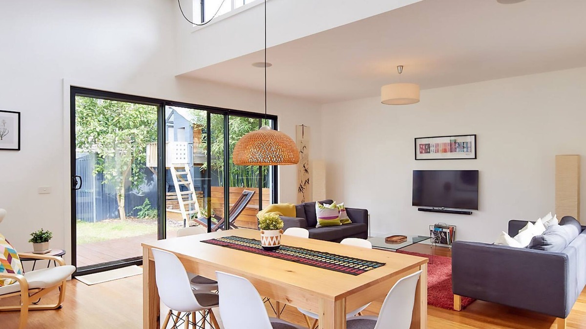 Mordialloc House | BOUTIQUE STAYS - Mordi Beach House