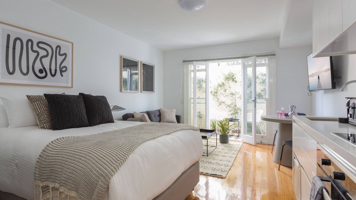 Lewisham Apartment | Boutique Studio Apartment in Heritage Home