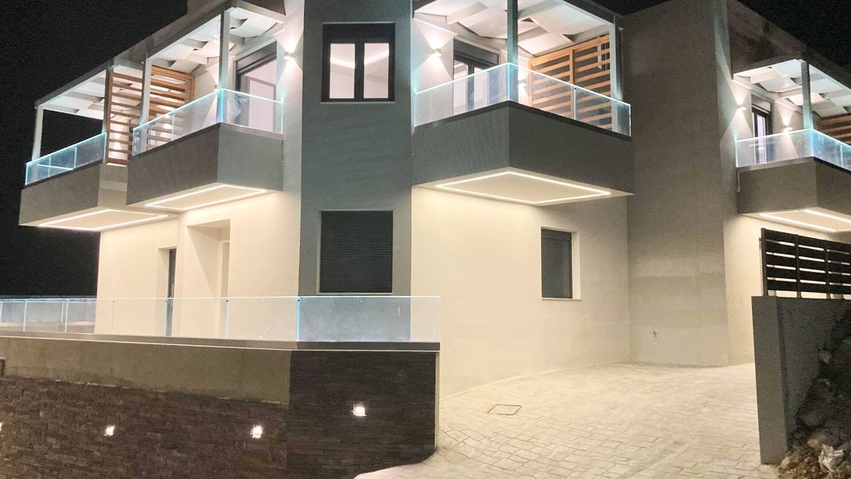 Vlachiana House | Boutique Villa - Neubau - Direkt an der Bucht