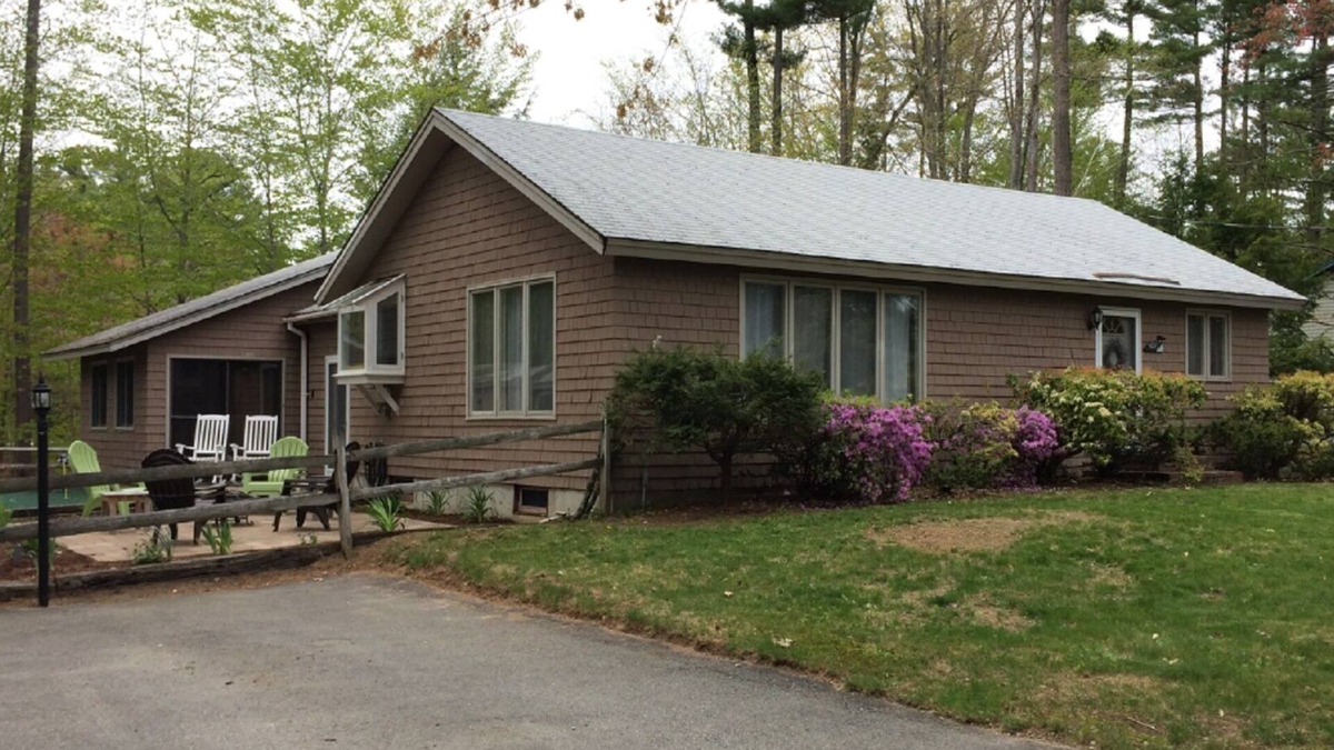 Strafford Cottage | Bow Lake Family Getaway