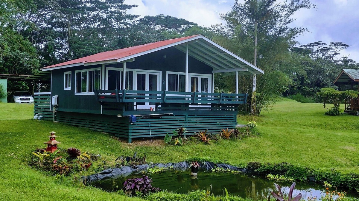 Kapoho House | Bowman's Big Island Guest House, Lava Tree State Park, Night Market, Beach
