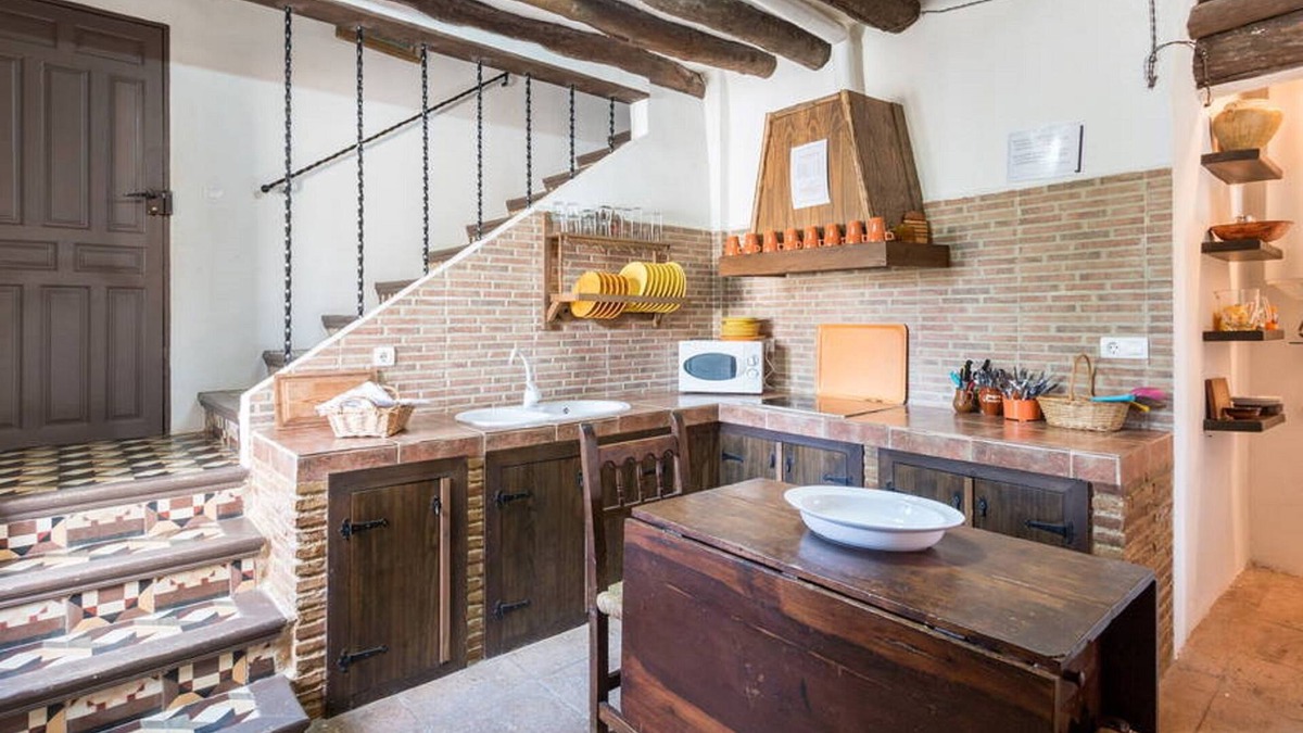 Escoznar House | Box Of The Cortijuelo, Charming Cottage