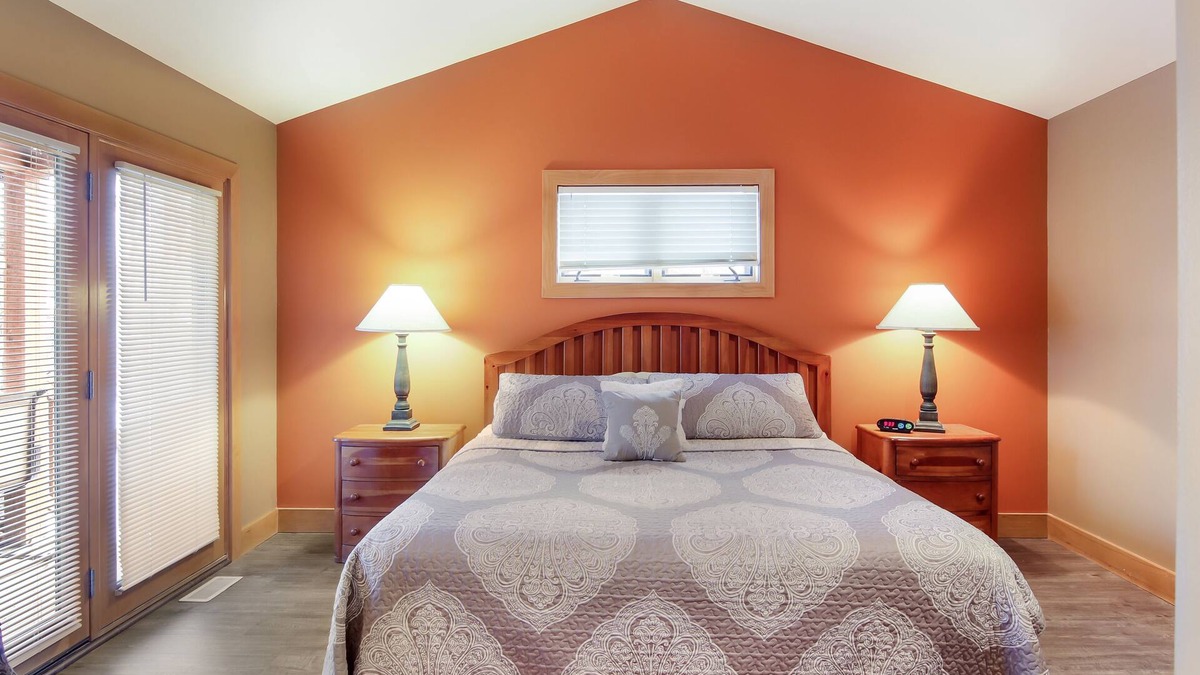 Boyne Falls House | Boyne Mountain l Golf & Ski l Perfect for Large Groups