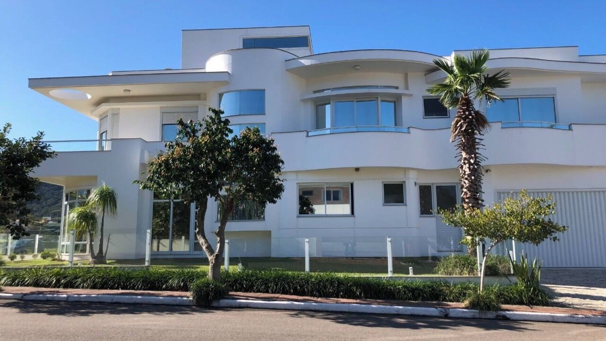 Lagoa da Conceicao House | Residence in the Conceição lagoon