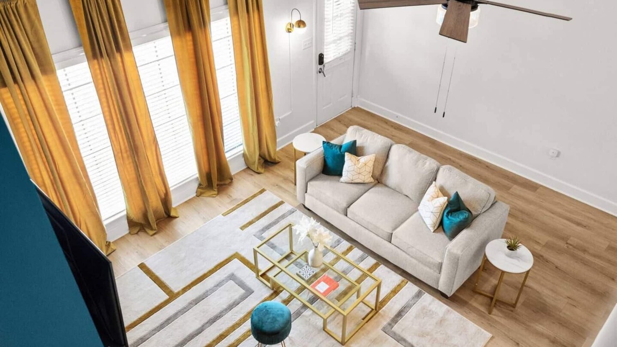 Mid City South House | BR Stylish Retreat w/Fenced Patio! 2K Lux Stay!