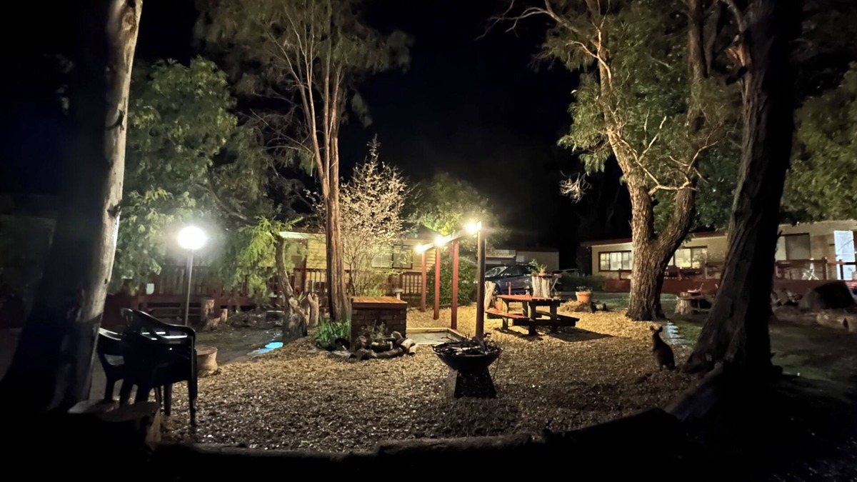 Halls Gap Cabin | Bradshaw House Self contained cabin 7