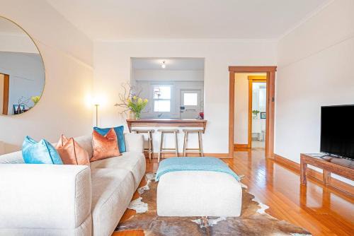 Sandy Bay Apartment | 'Braelands by the Beach' Sun-kissed Sandy Bay Escape