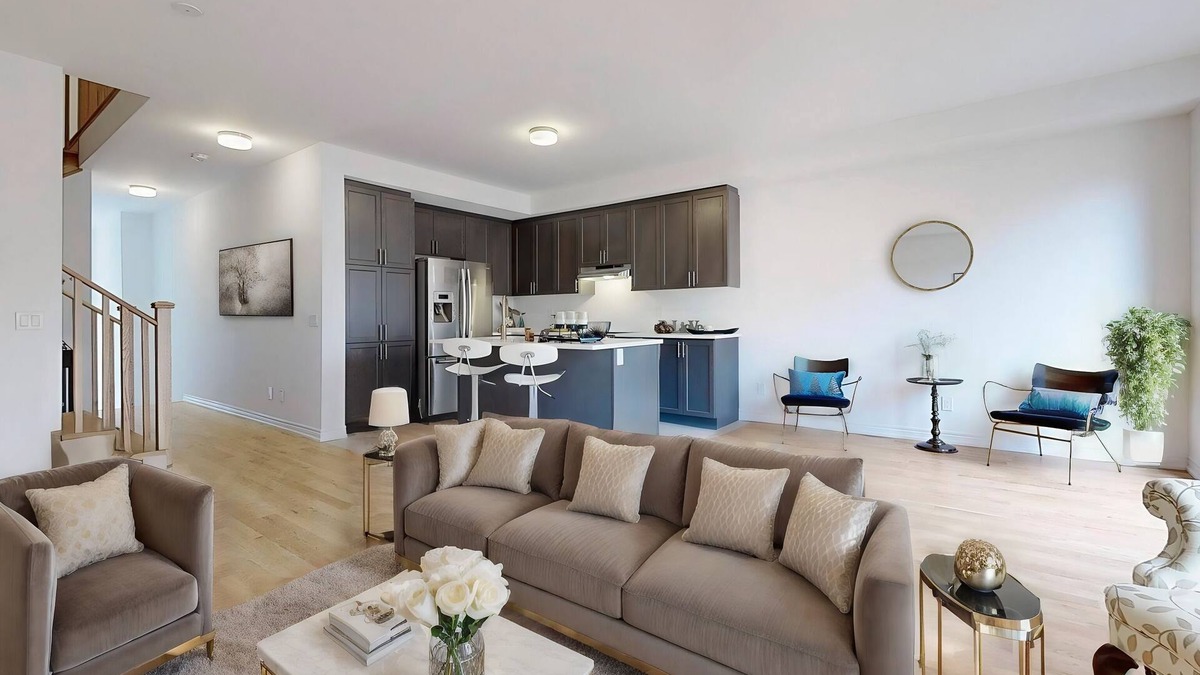 Stouffville House | Brand new townhome in 1800 sqft. With fully furnished 3 bedrooms 3 washrooms.
