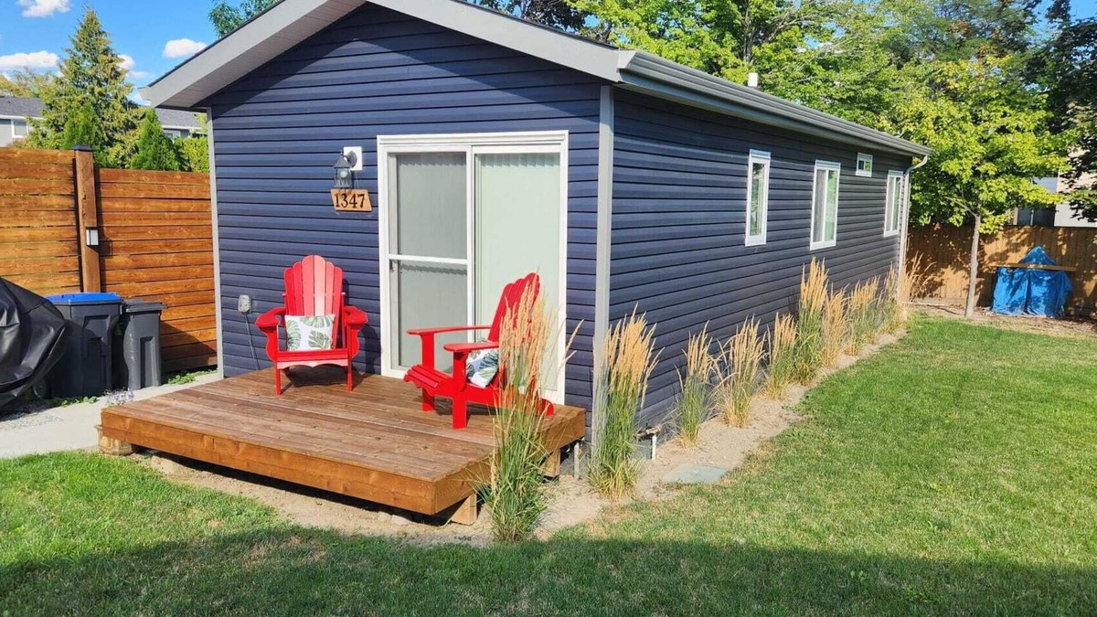 Central Okanagan House | Brand-New 2BR Okanagan Oasis w/Free Parking