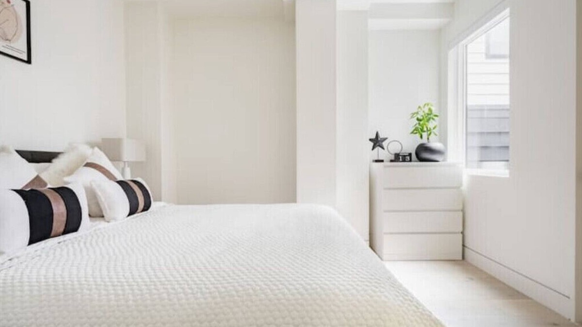 Noe Valley Condo | Brand new 3 bedroom home with manicured backyard
