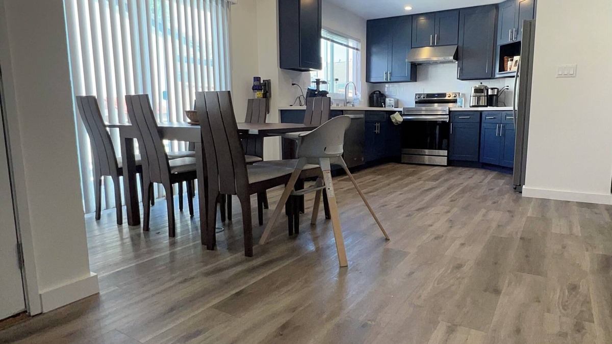 Ardenwood House | Brand new and quiet whole house