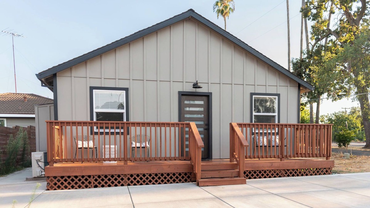 Carmichael Cottage | Brand New Charming 2-bedroom cottage in Fair Oaks