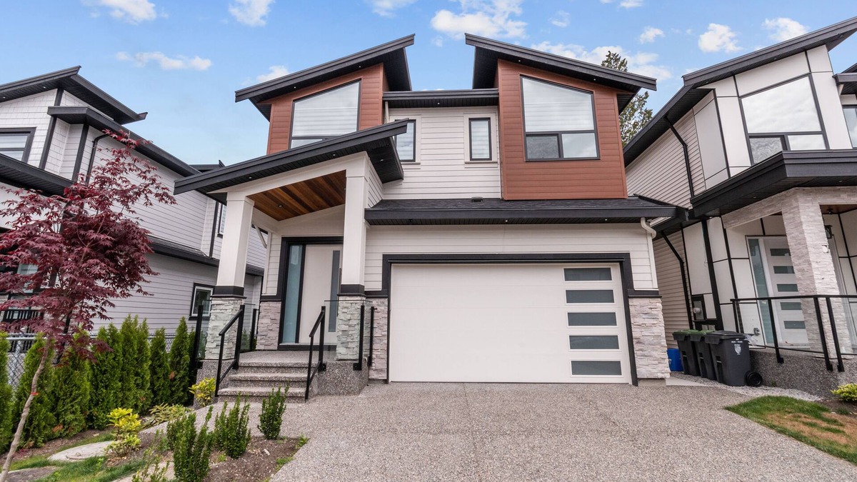 Willoughby House | 🍁Brand new, cheerful, exquisite 4 BR house,fast wifi,parking🏆